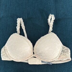 Aerie Emma Lace Underwire Pushup Bra in Beige - 34B